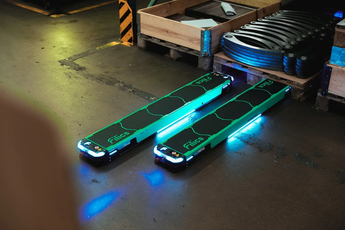 FILICS: Redefining Pallet Handling in Intralogistics